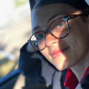 Meet your Posher, Olivia